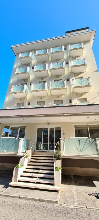 Hotel Radar Rimini Esterno foto