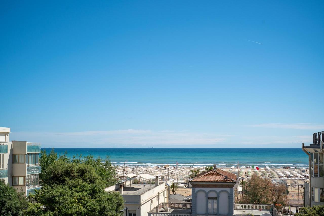 Hotel Radar Rimini Esterno foto