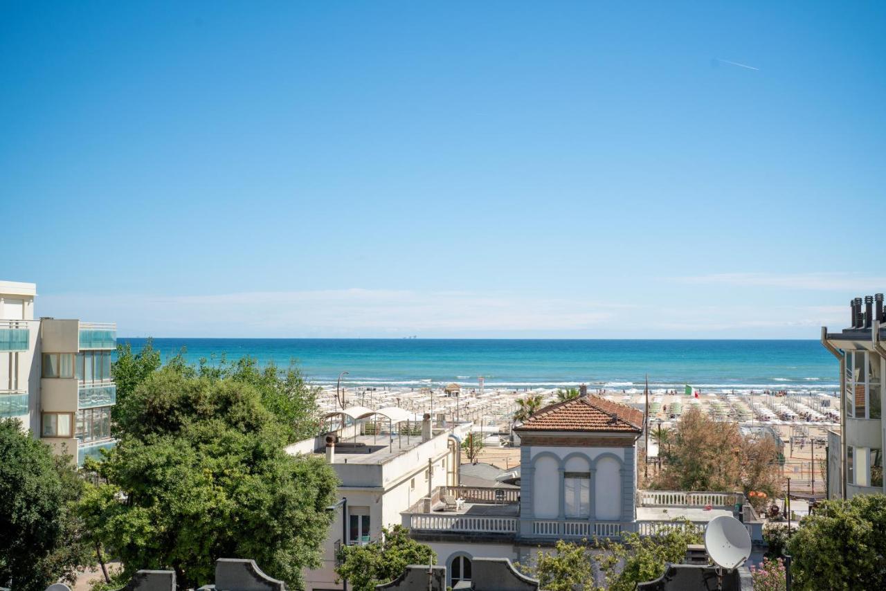Hotel Radar Rimini Esterno foto