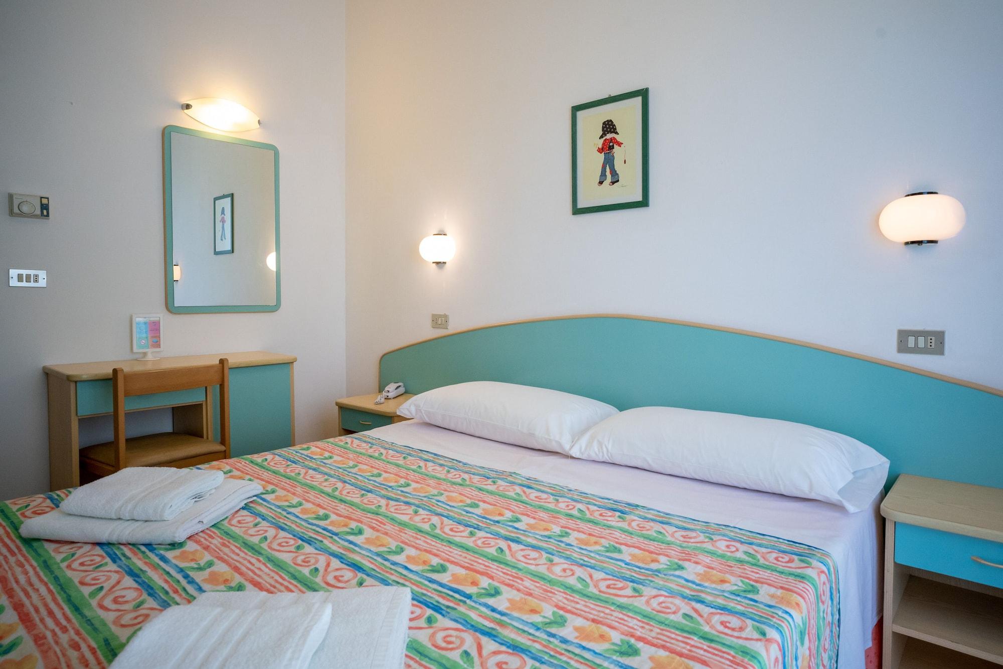 Hotel Radar Rimini Esterno foto