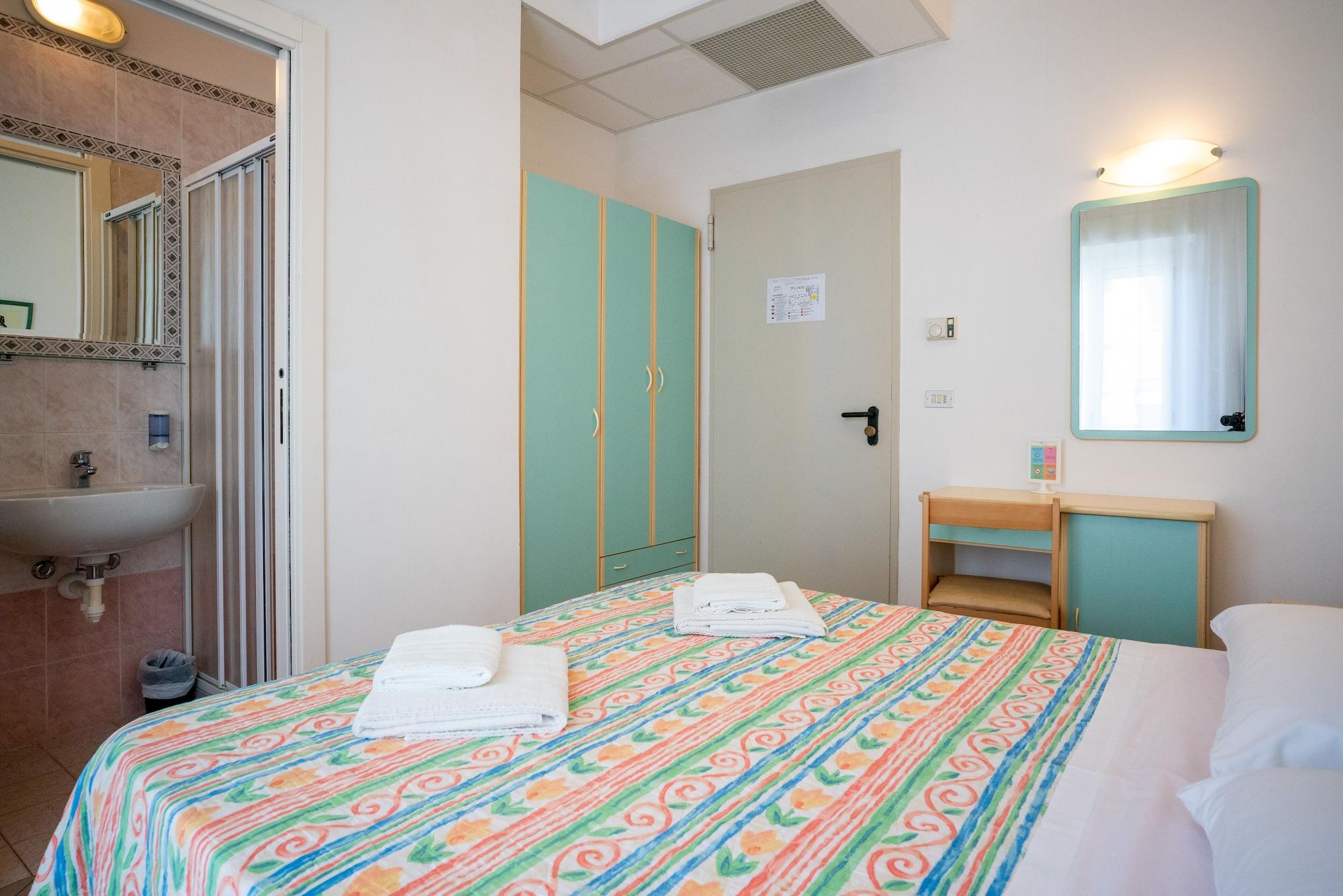 Hotel Radar Rimini Esterno foto