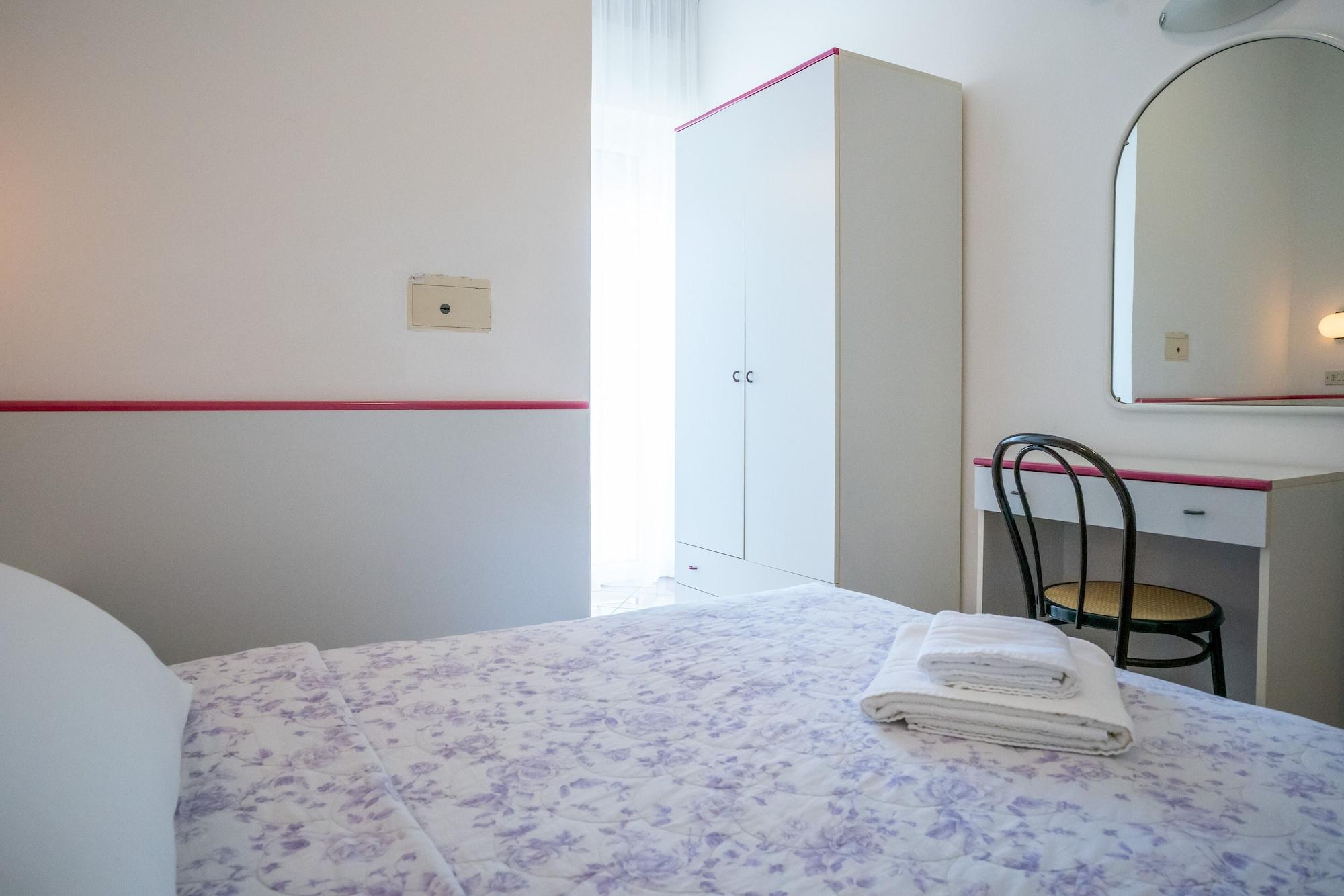 Hotel Radar Rimini Esterno foto