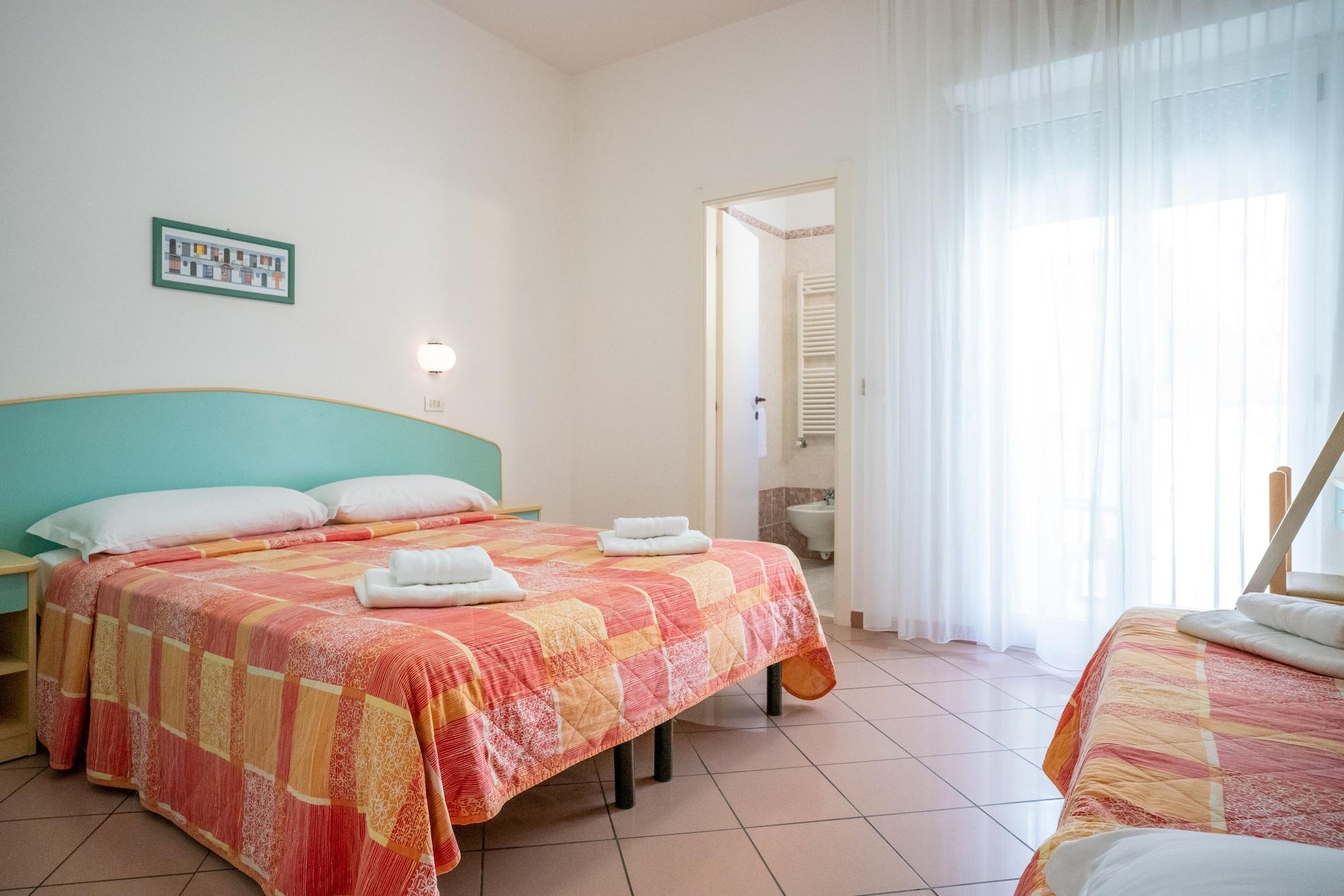 Hotel Radar Rimini Esterno foto