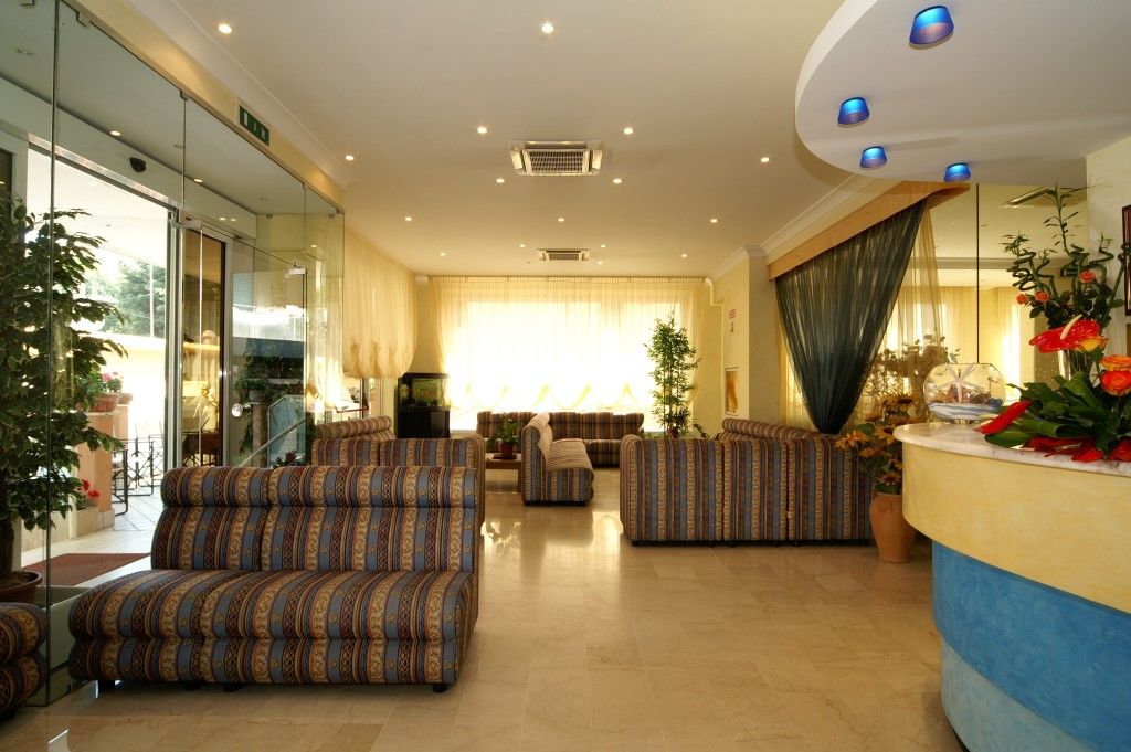 Hotel Radar Rimini Esterno foto